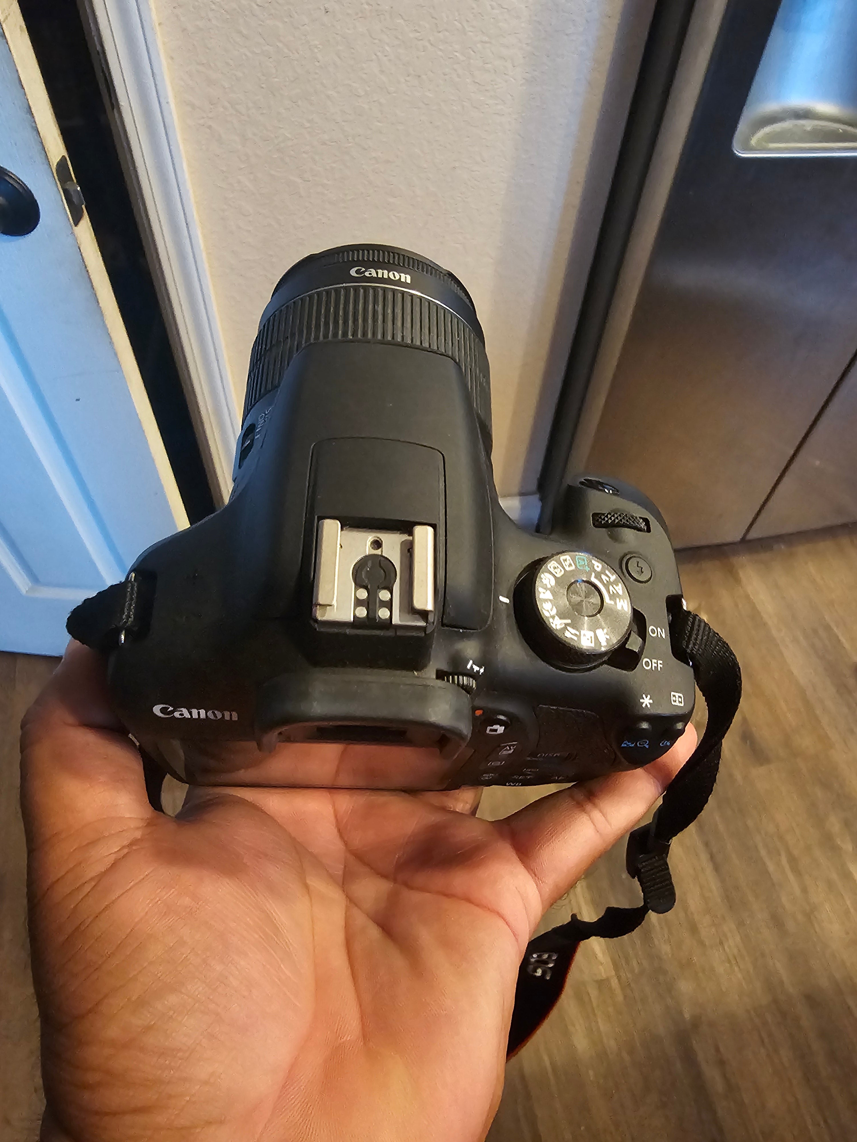 Canon eos t7